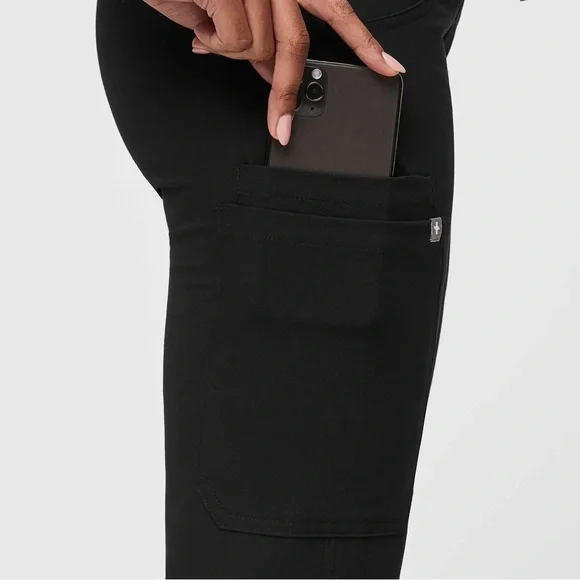 FIGS Kade Cargo Scrub Pants - Black, X-Small, Regular (NWOT) - Picture 8 of 8